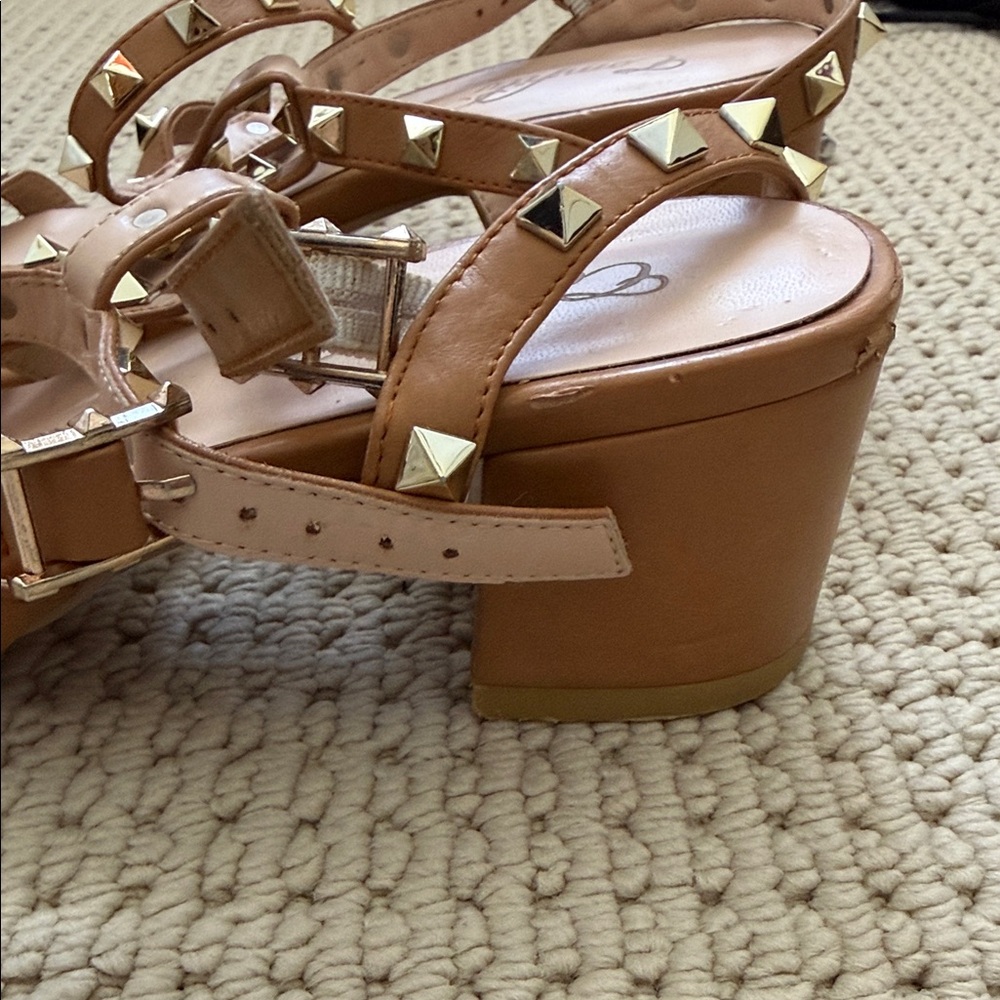 Leather Tan Studded Gladiator Heel Sandals sz 8 - Picture 5 of 7